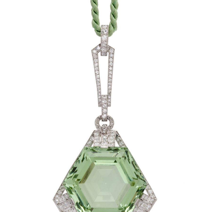 Art Deco green beryl pendant Art Deco green beryl pendant