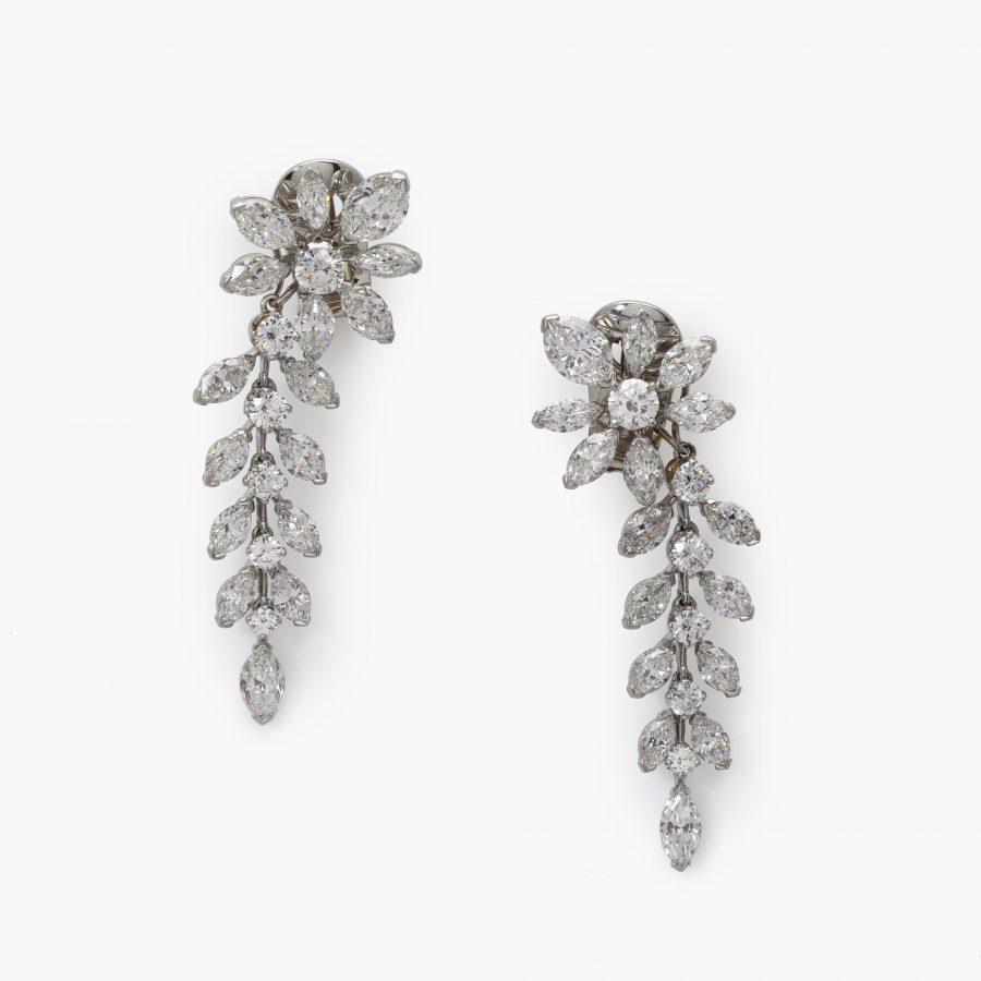 Van Cleef & Arpels earrings diamond flowers