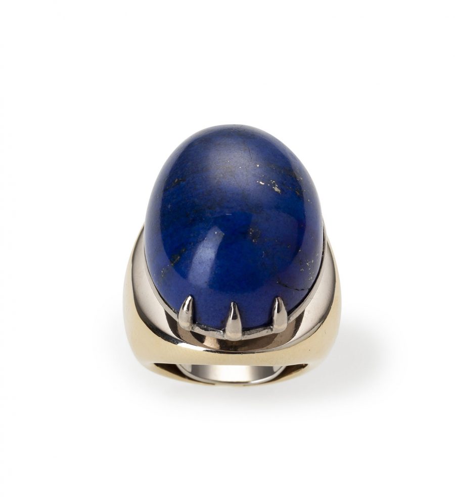 Lapis lazuli cabochon ring