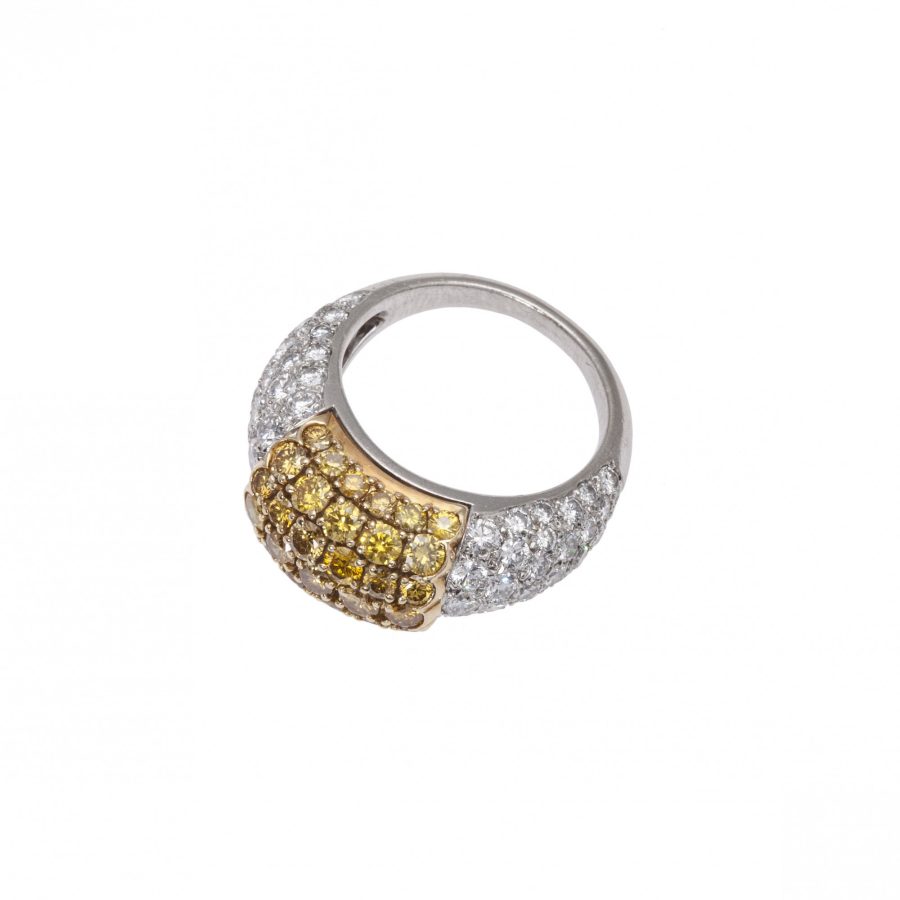 Van Cleef & Arpels platinum and yellow gold ring with white and yellow diamonds Paris ca 1950