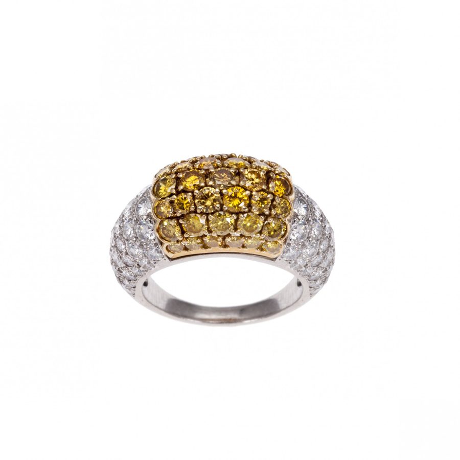 Van Cleef & Arpels platinum and yellow gold ring with white and yellow diamonds Paris ca 1950