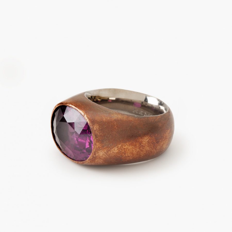 Hemmerle copper and whitegold ring siberite tourmaline ring