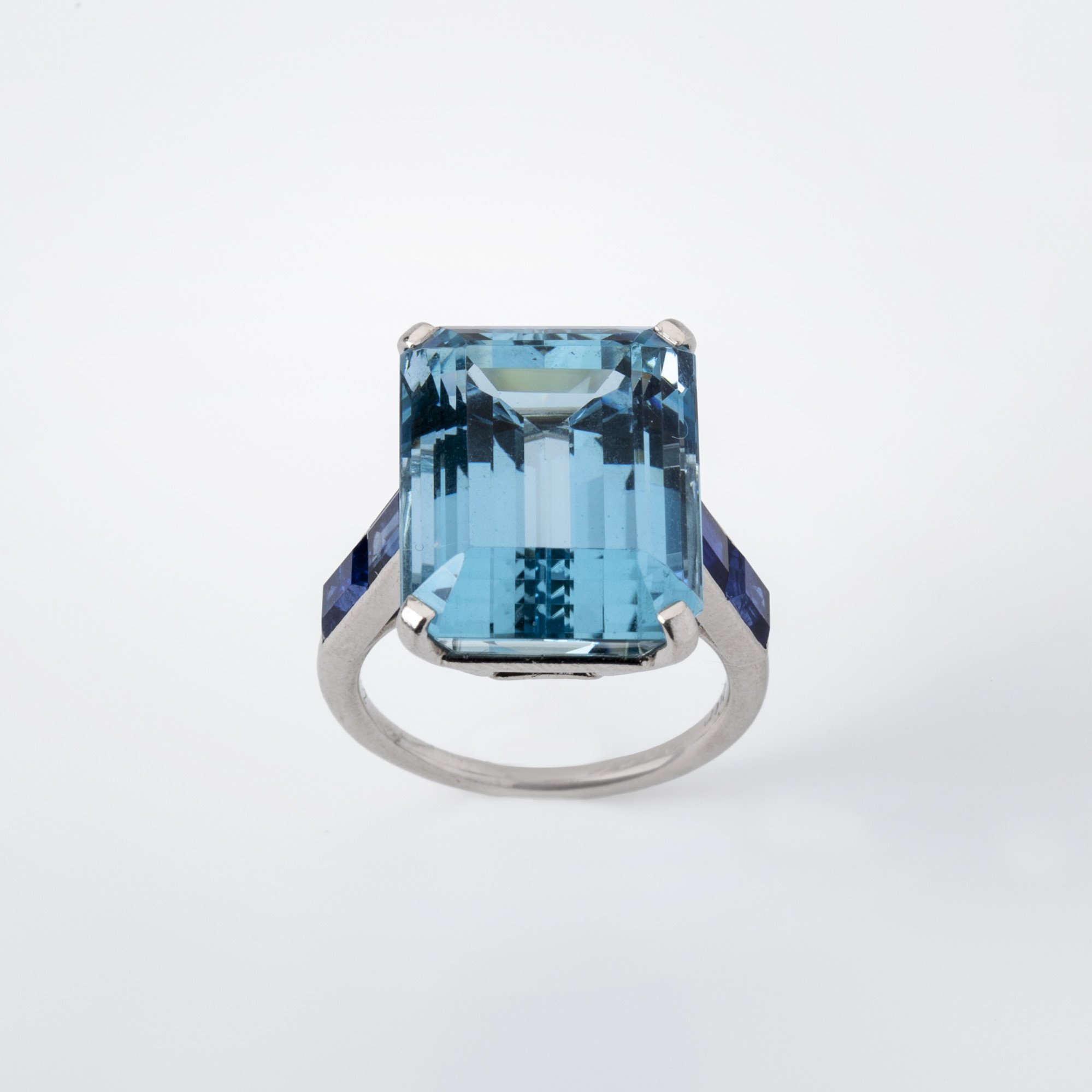 Cartier Tank aquamarine and gold ring