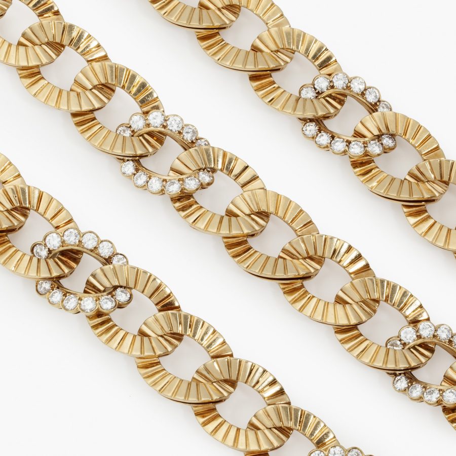 Van Cleef & Arpels necklace/bracelet set with diamonds Paris ca 1970.