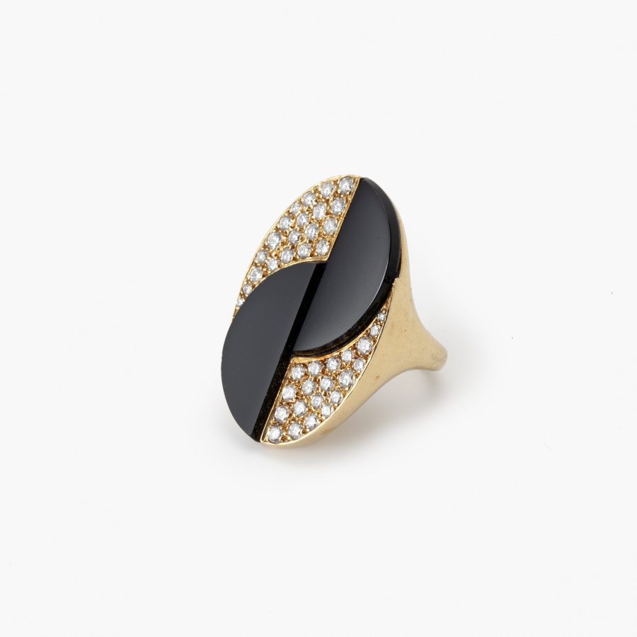 Tiffany & Co. onyx and diamond ring geometrical 1970s