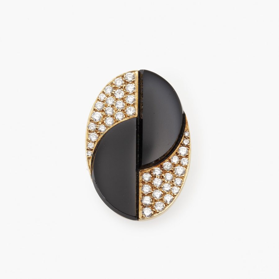 Tiffany & Co. onyx and diamond ring geometrical 1970s