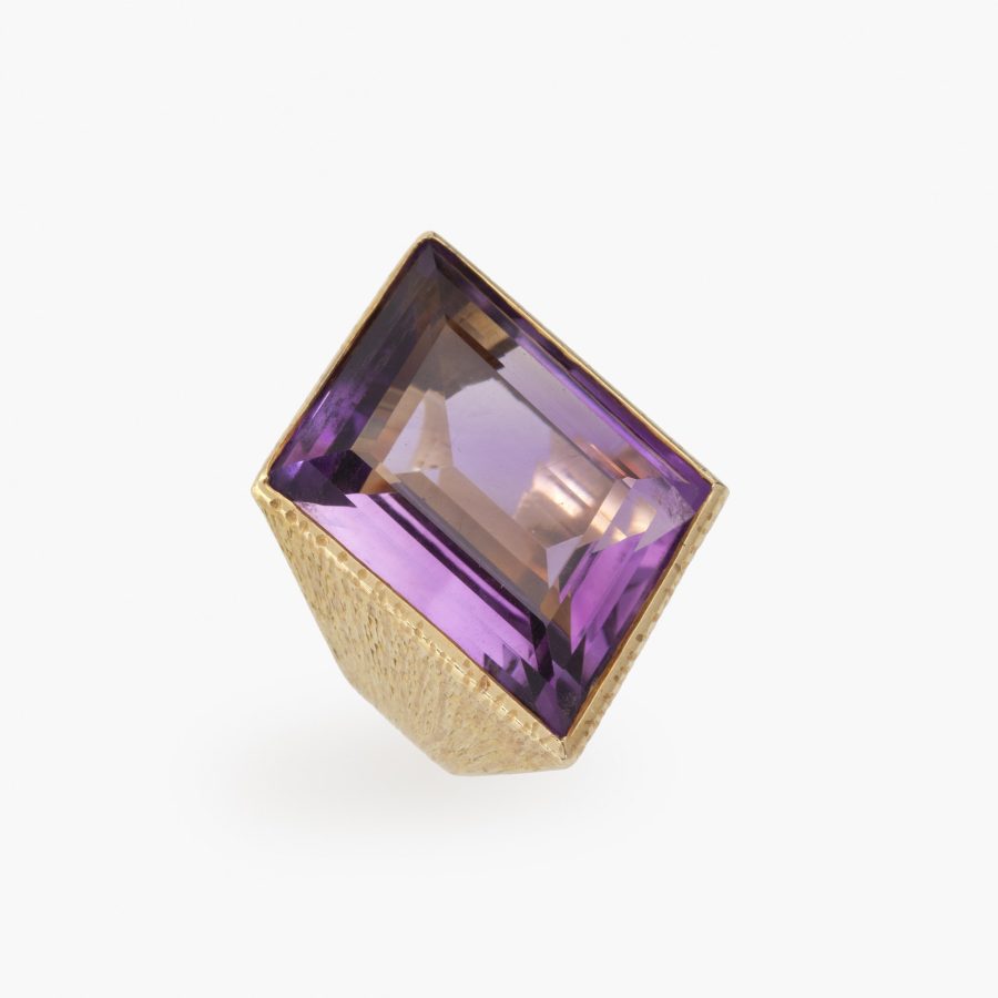 Andrew Grima amethyst ring London 1970s