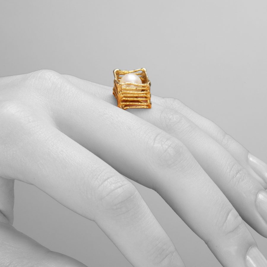 Robert Smit gold pearl ring 1970s