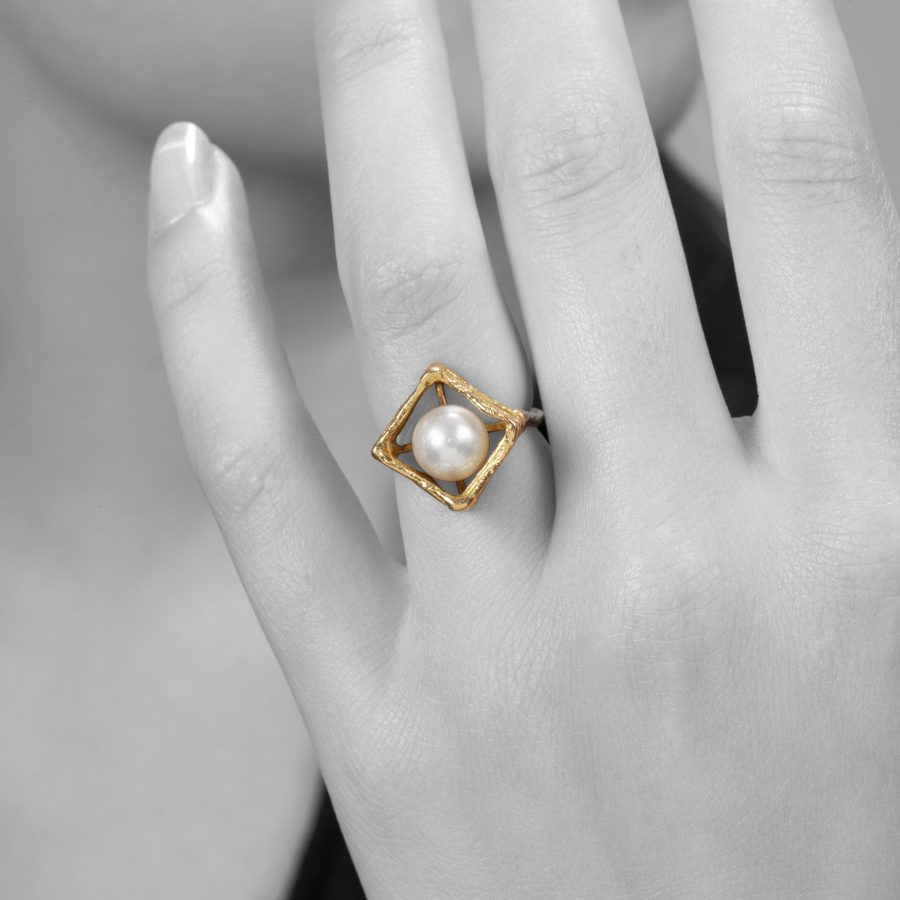 Robert Smit gold pearl ring 1970s