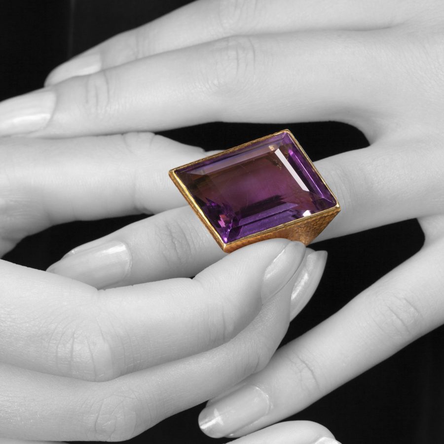 Andrew Grima amethyst ring London 1970s