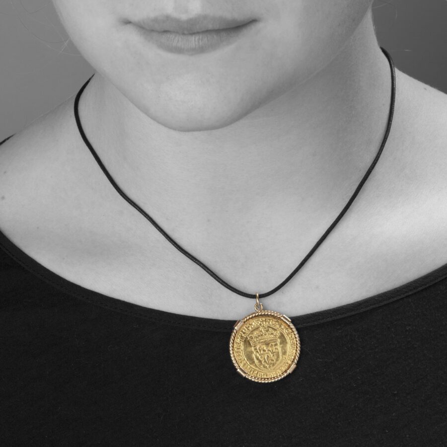 Van Cleef & Arpels antique coin pendant Paris, ca 1970.