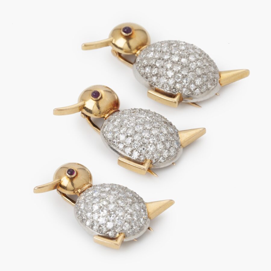 Set of three chick brooches set with diamonds, ca 1960