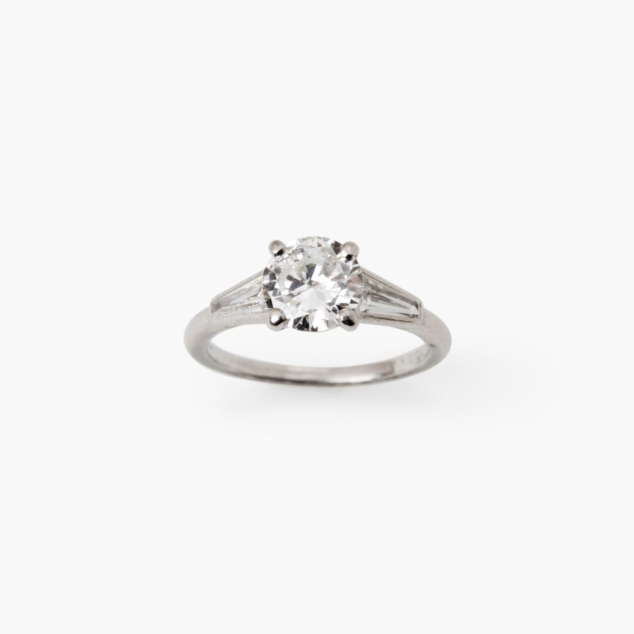 Monture Cartier platinum solitair ring brilliant cut diamond ca 1.40 ct.