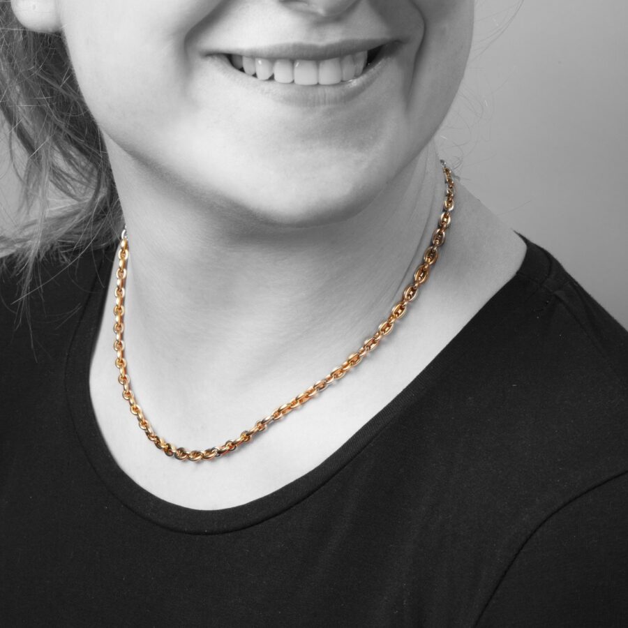 Cartier eighteen carat white and yellow gold coffee bean necklace