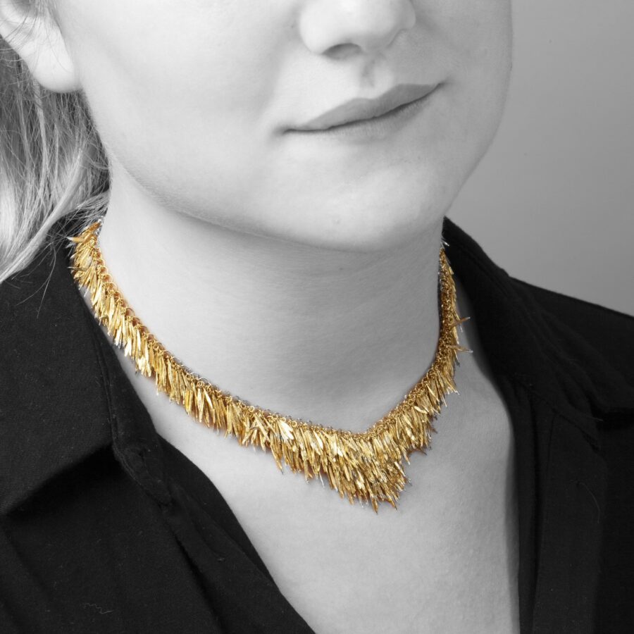 Eighteen carat yellow gold fringe necklace 'Purangaw' signed H. Stern, ca 2004