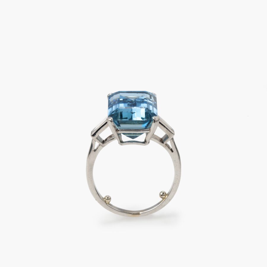 Platinum ring aquamarine and diamond signed Cartier ca 1950