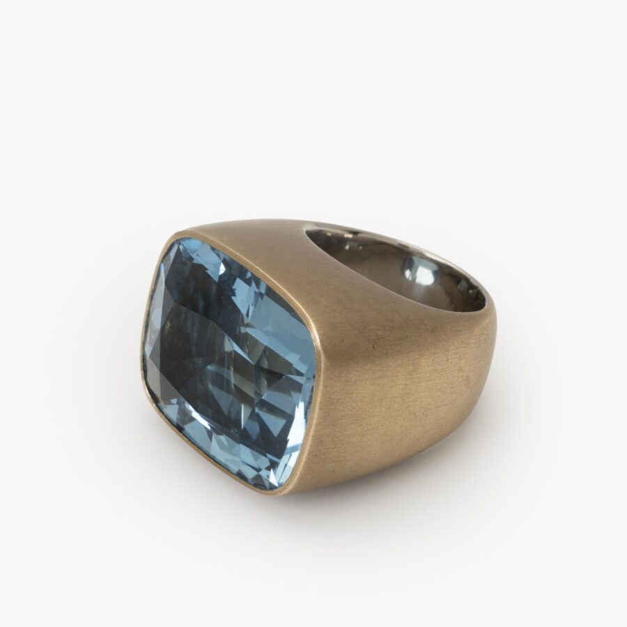 Hemmerle aquamarine ring