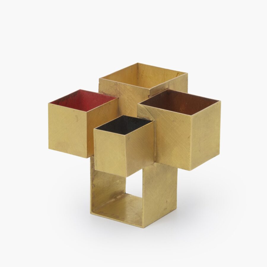 Babetto ring with pigments